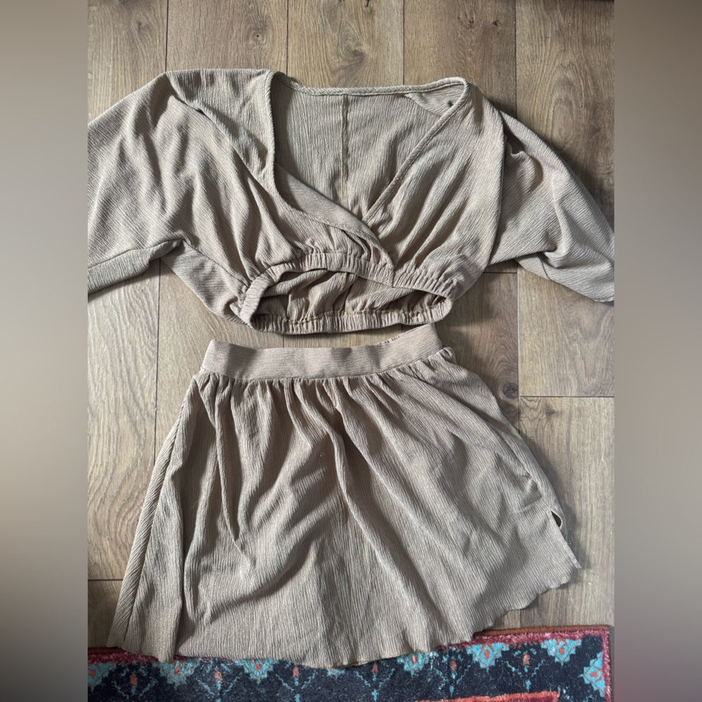 SHEIN Tan Textured Two Piece